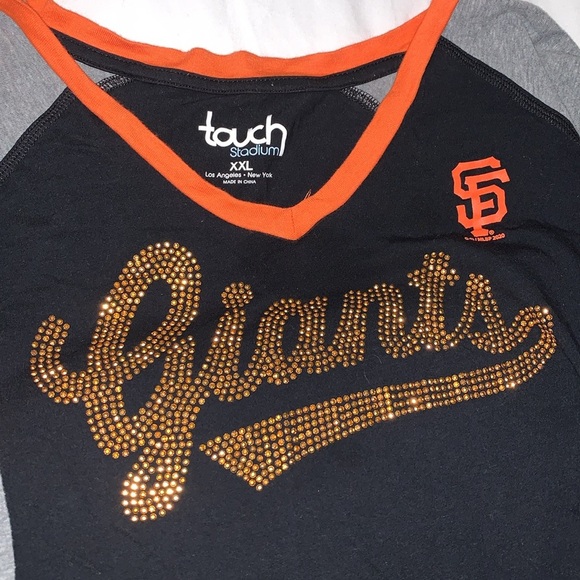 Gently Loved Women's San Francisco Giants 3/4-Sleeve Raglan V-Neck T-Shirt - Picture 3 of 9